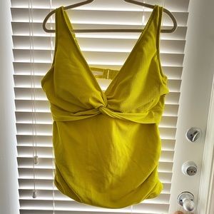 Old Navy. Size 2X plus. Lime yellow swim tank.